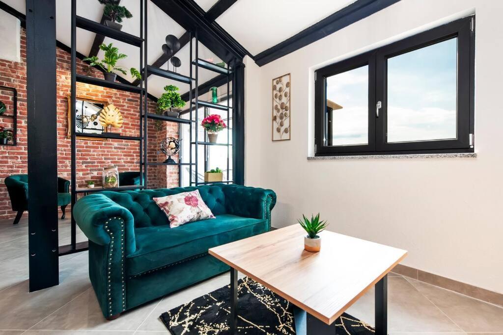 Cosy And Modern Attic To Enjoy Rovinj! Apartment